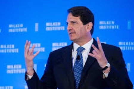 Karen Finerman's husband Lawrence E. Golub is an CEO of the credit asset management company Golub Capital